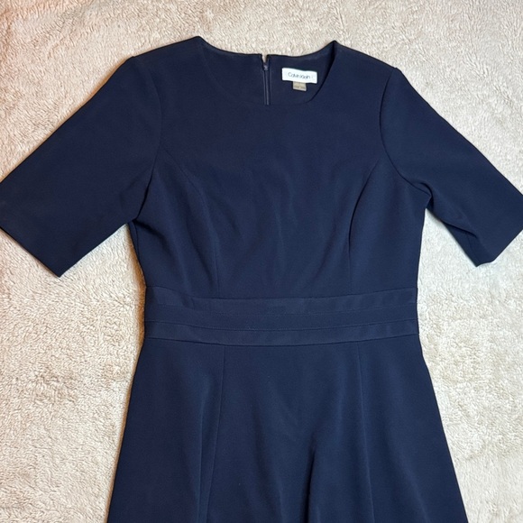 Calvin Klein Elegant Navy Midi Dress with mesh stripes sz 6 - Picture 4 of 14